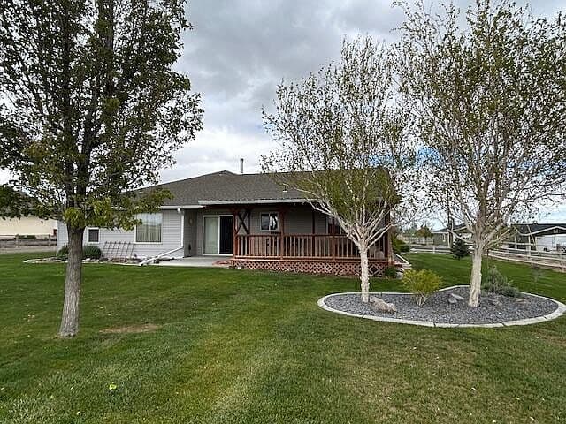Listing photo 5