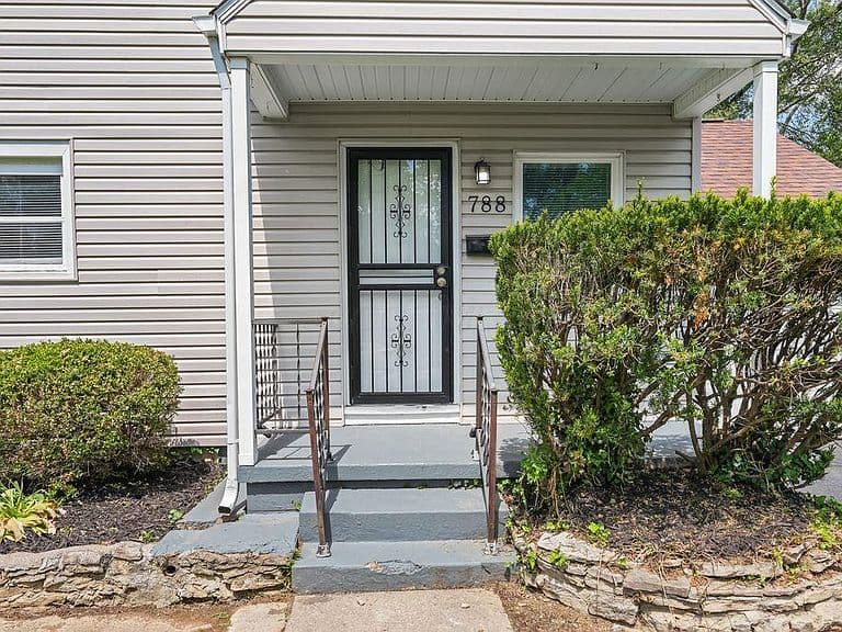 Listing photo 4