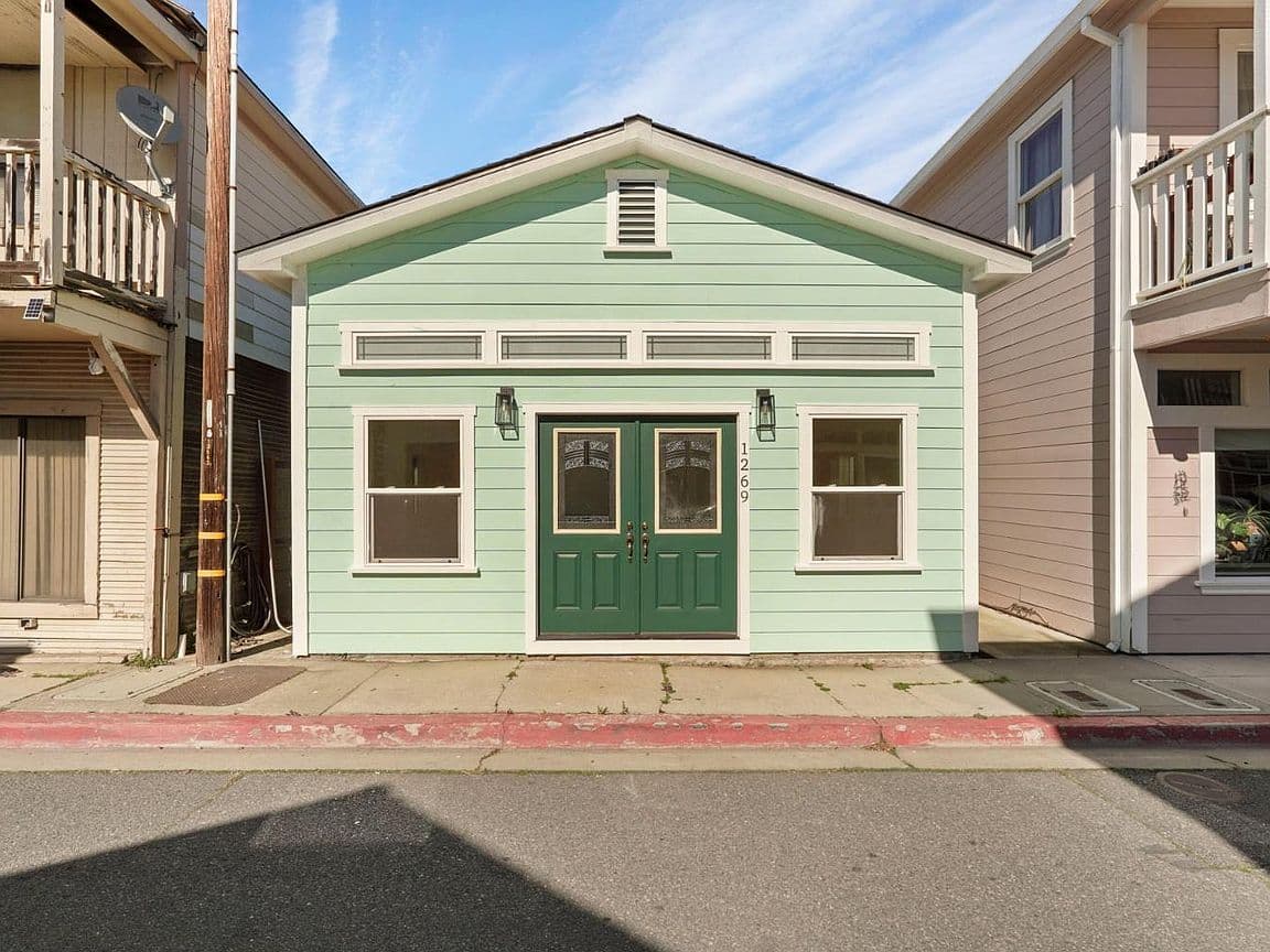 Primary listing photo