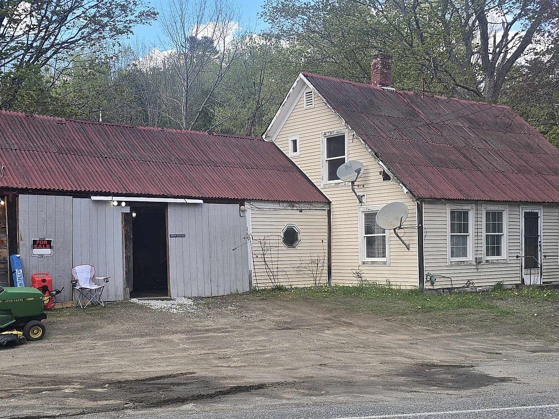 Primary listing photo