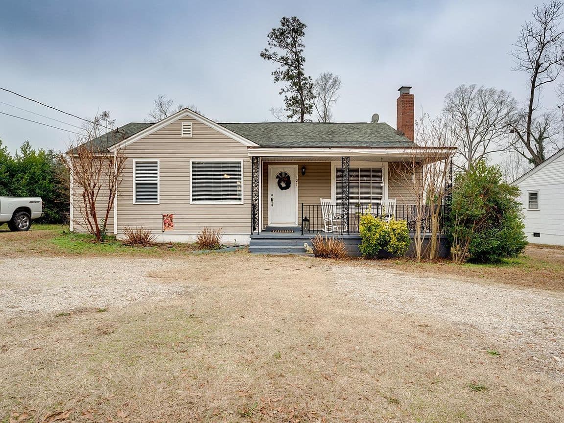 Primary listing photo