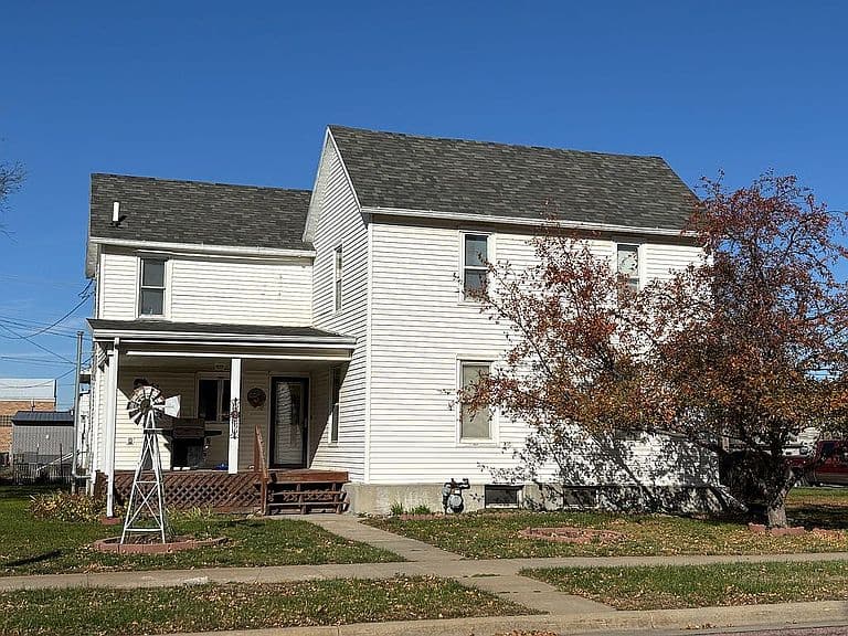 Listing photo