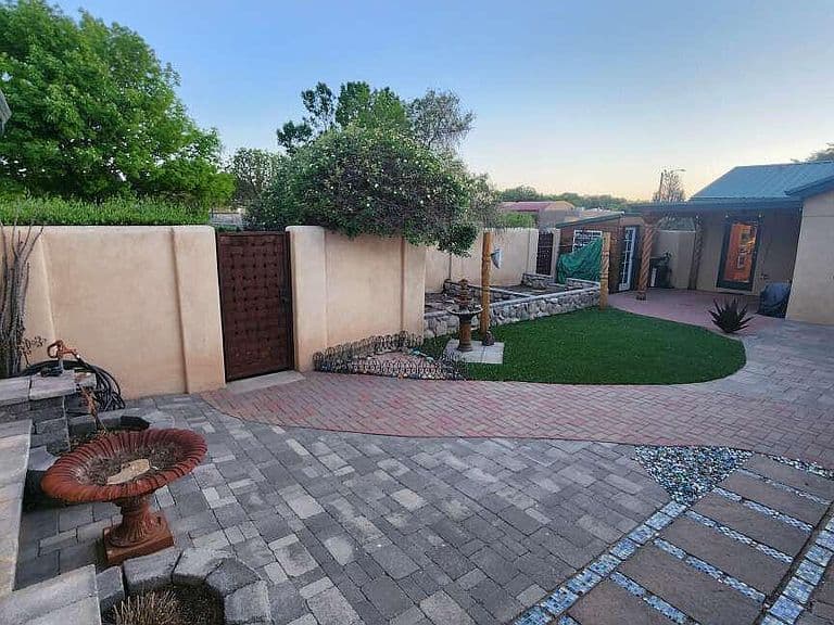 Listing photo 4