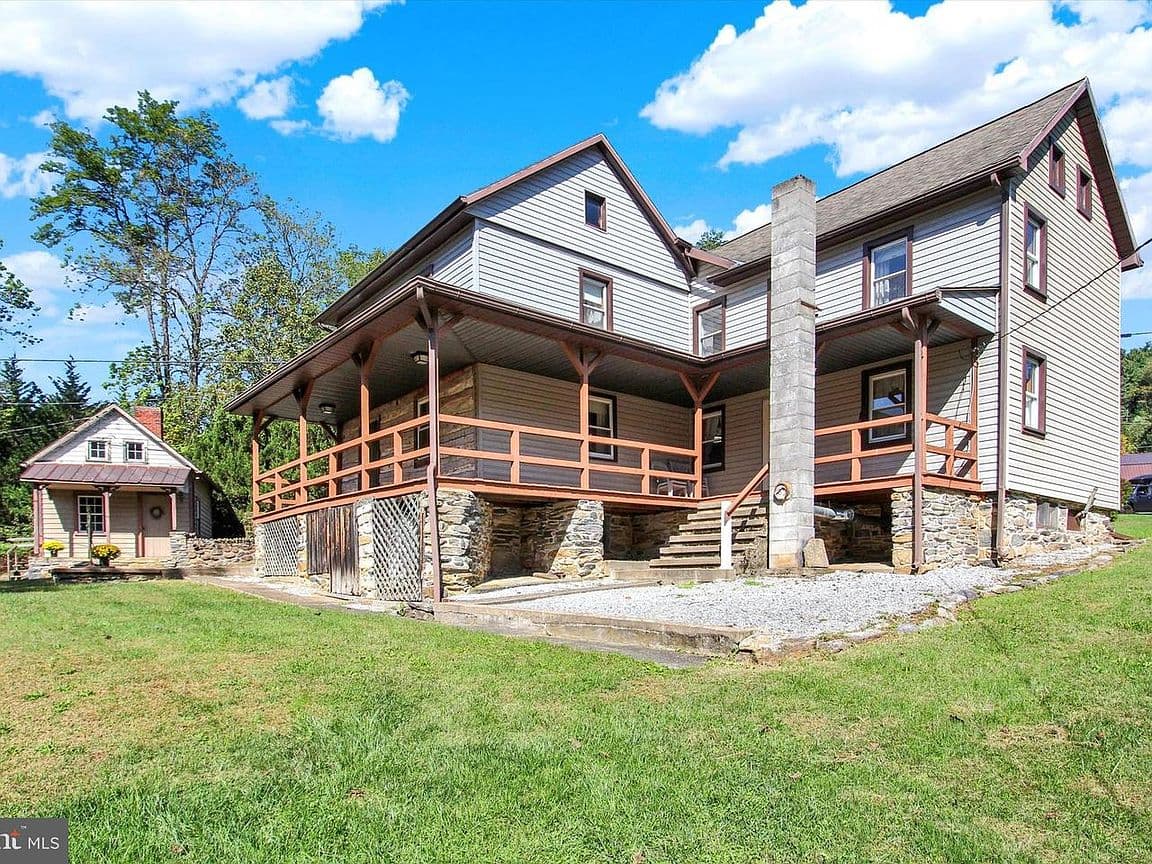 Primary listing photo