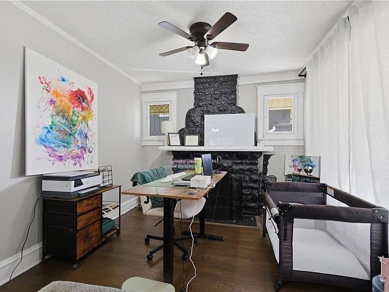 Listing photo 4