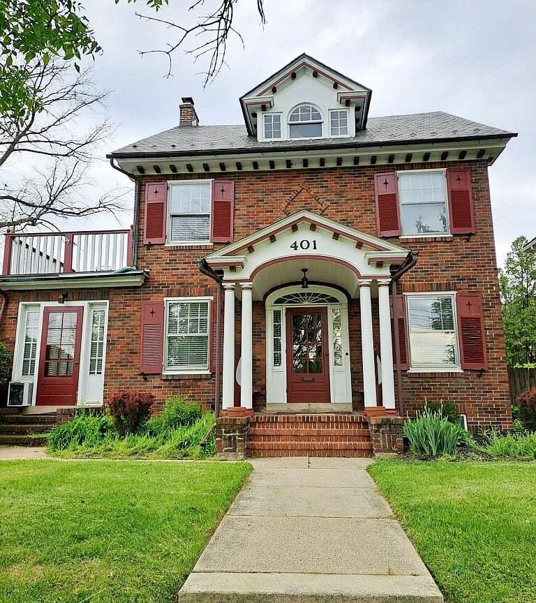 Primary listing photo