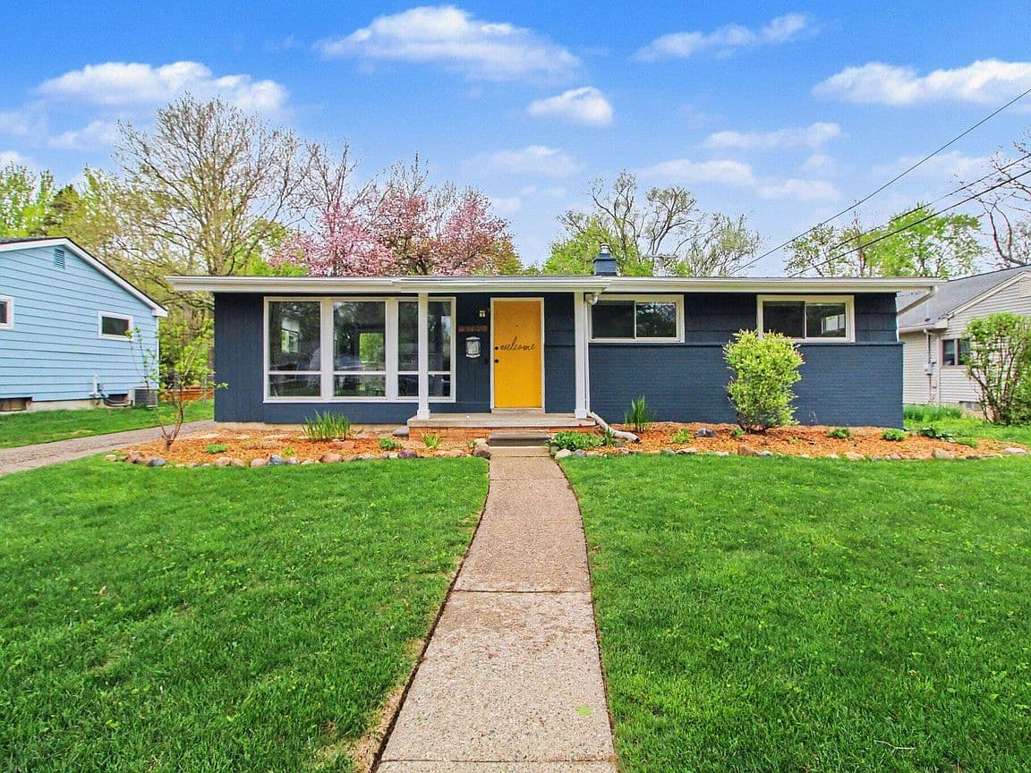 Primary listing photo