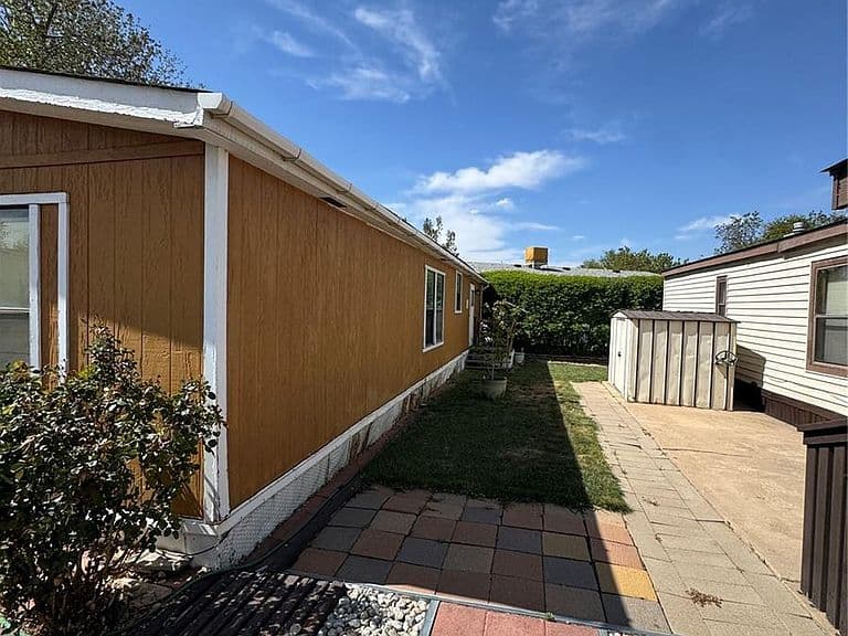 Listing photo 4