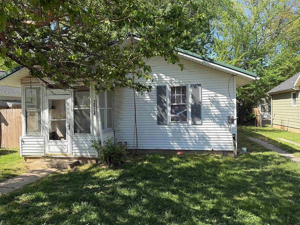 Primary listing photo
