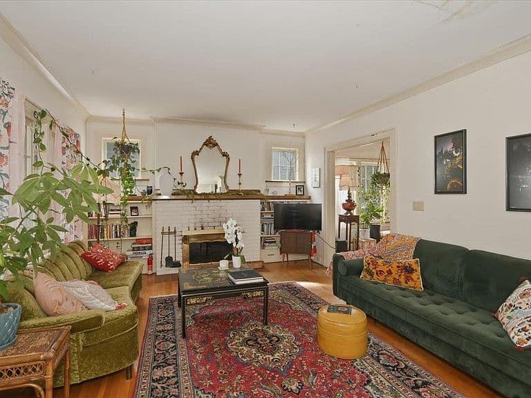 Listing photo 4