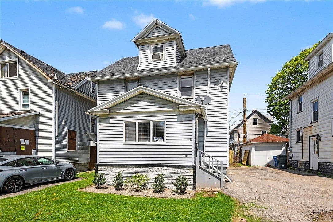 Primary listing photo