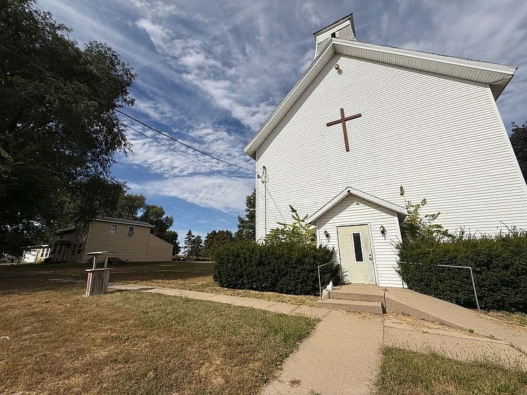 Listing photo
