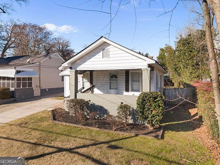 Listing photo 4