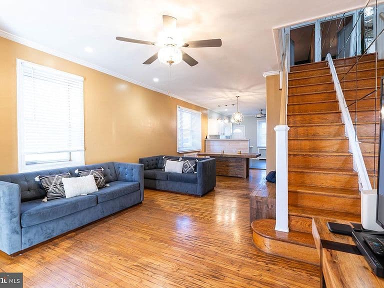 Listing photo 4