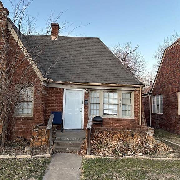 Listing photo 3