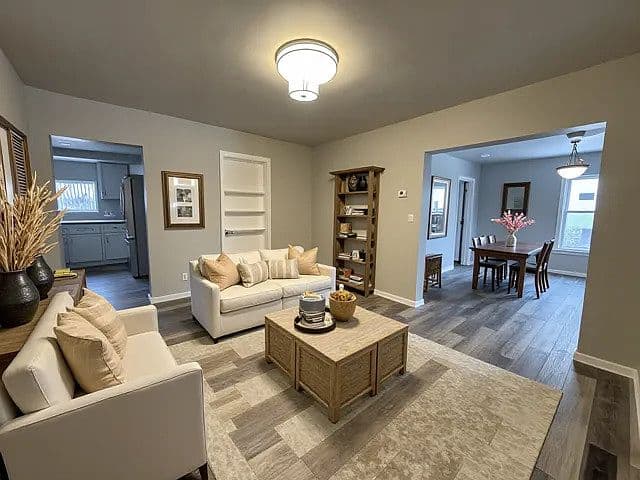 Listing photo 4