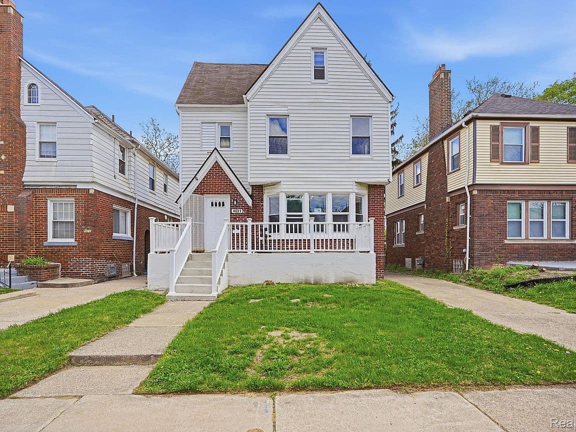 Primary listing photo