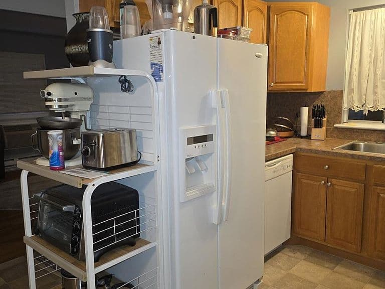 Listing photo 5