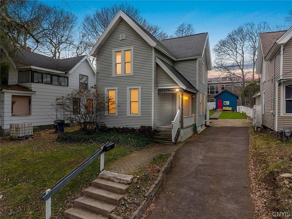Primary listing photo