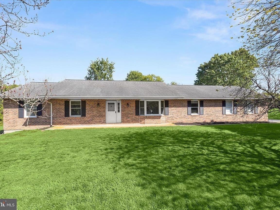 Primary listing photo