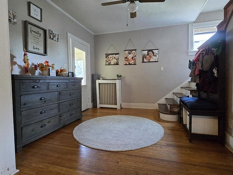 Listing photo 4