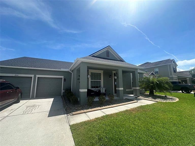 Listing photo 5