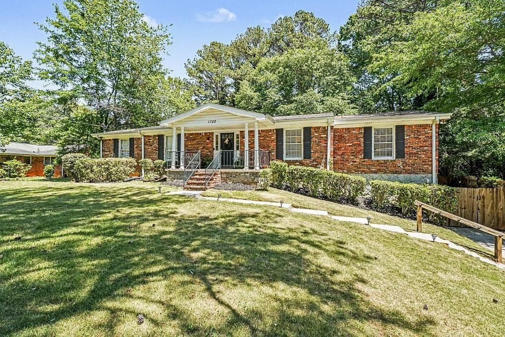 Primary listing photo