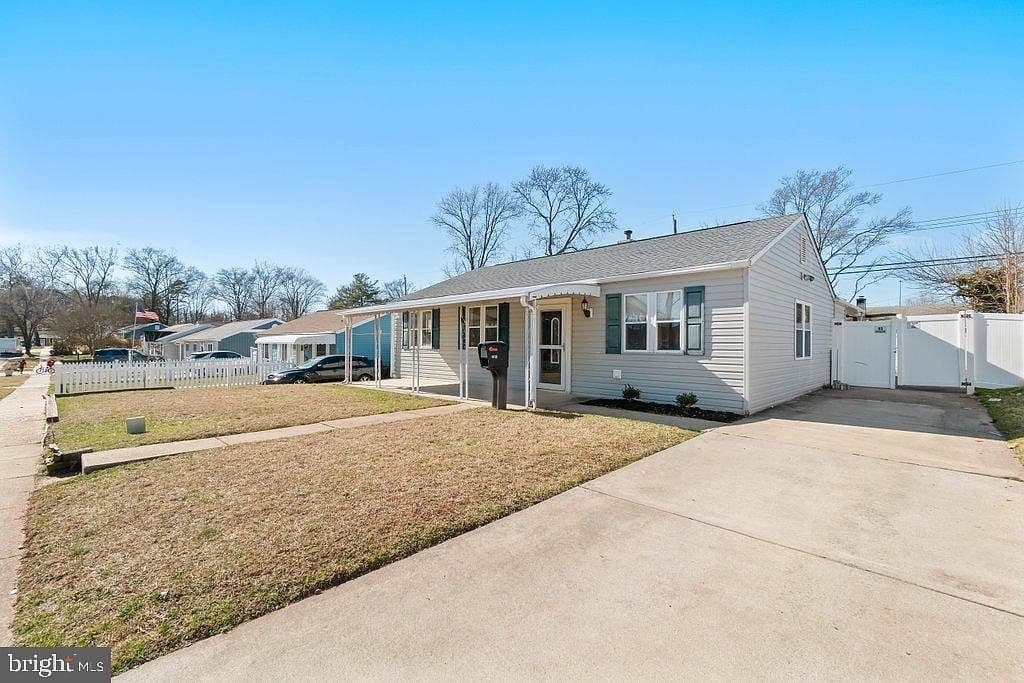 Primary listing photo