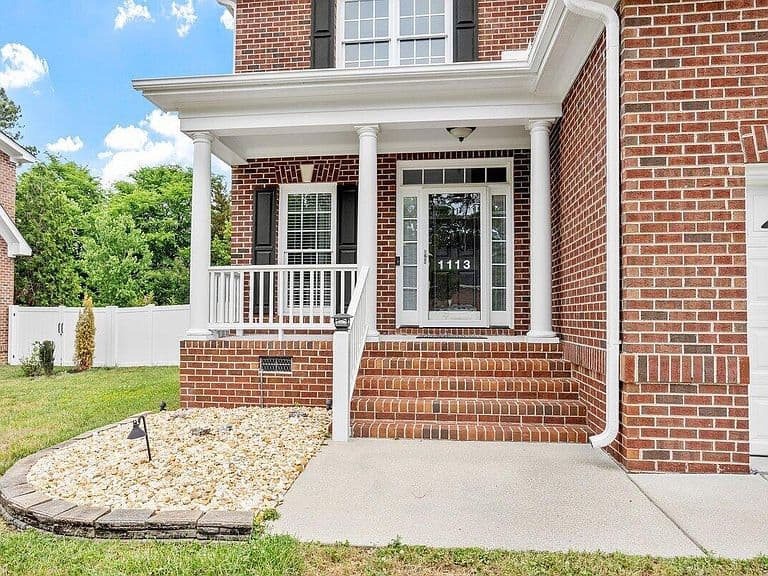 Listing photo 4