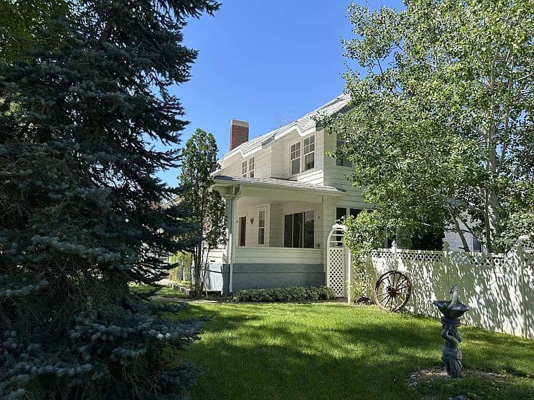 Listing photo 4