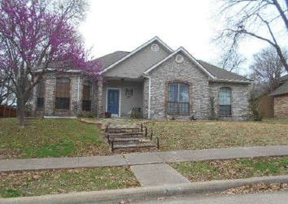 Primary listing photo