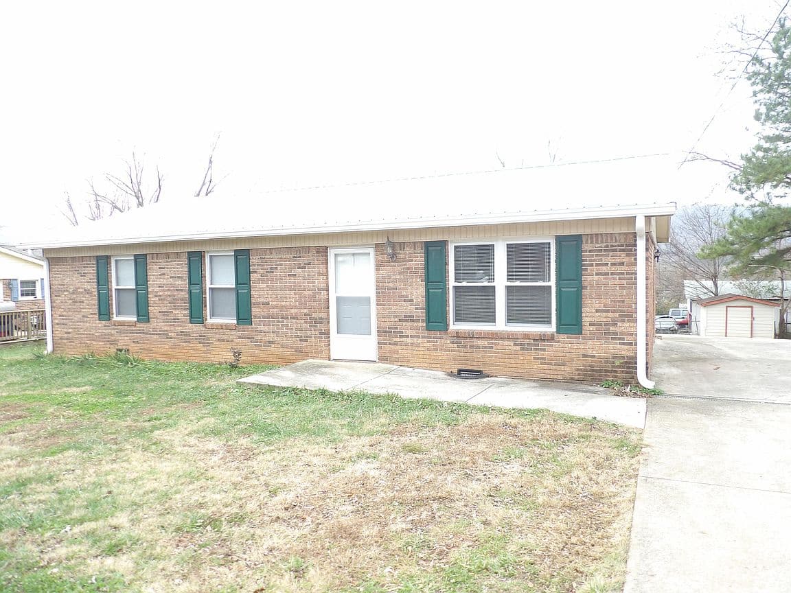 Primary listing photo