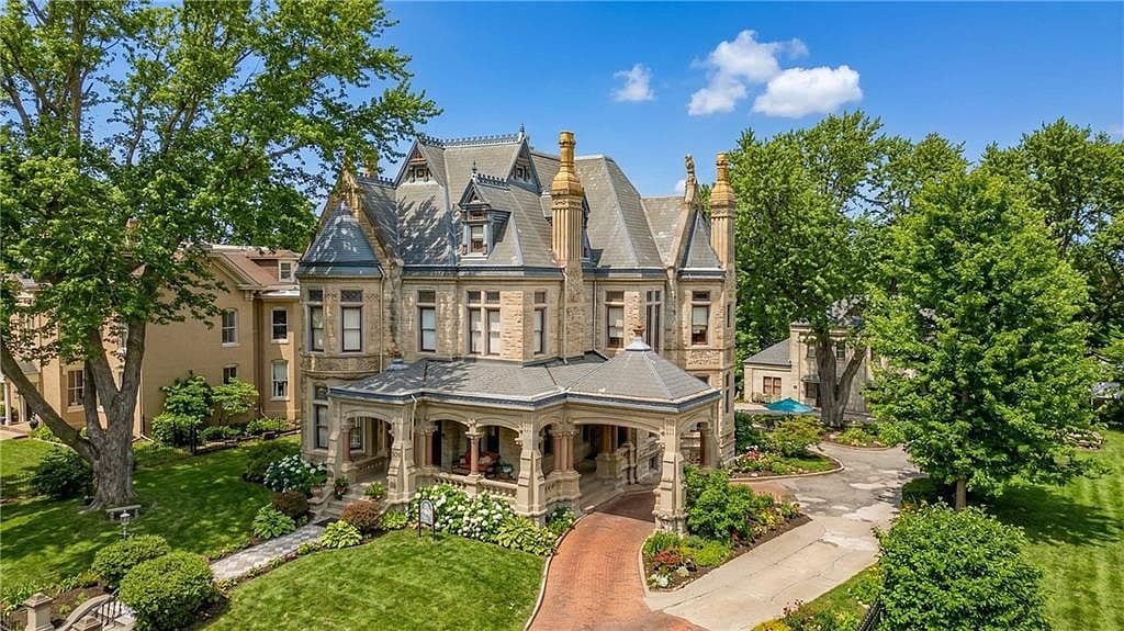 Primary listing photo