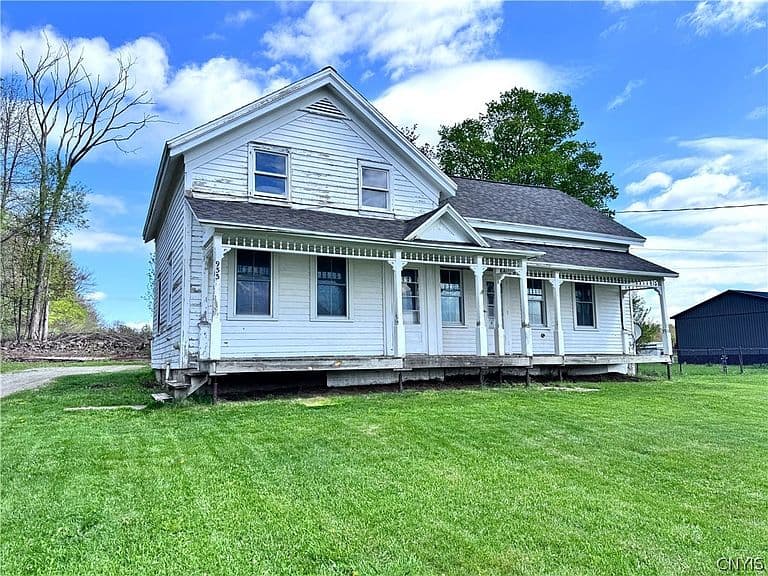 Listing photo