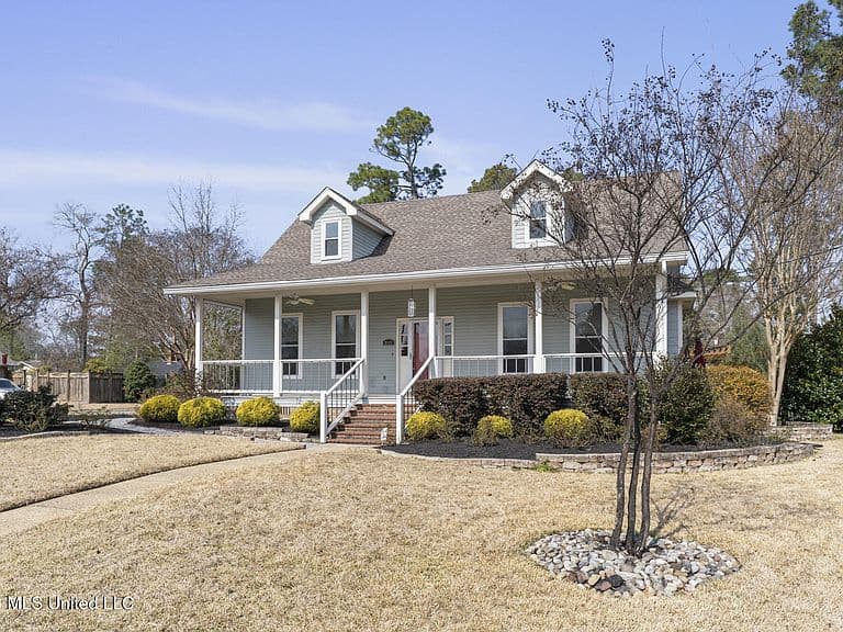 Listing photo 4