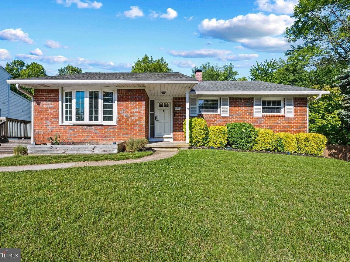 Primary listing photo