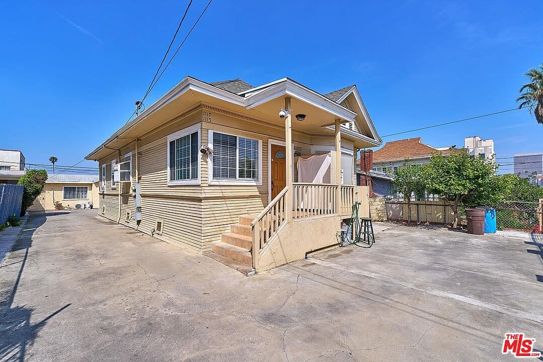 Primary listing photo