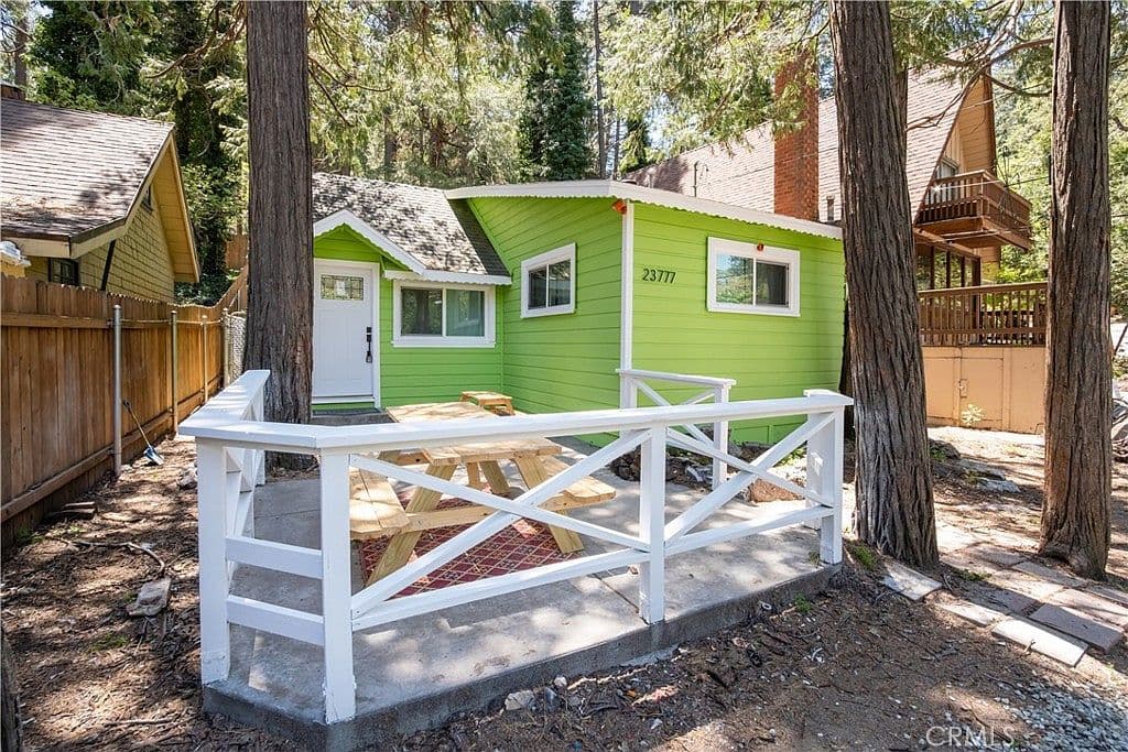 Primary listing photo