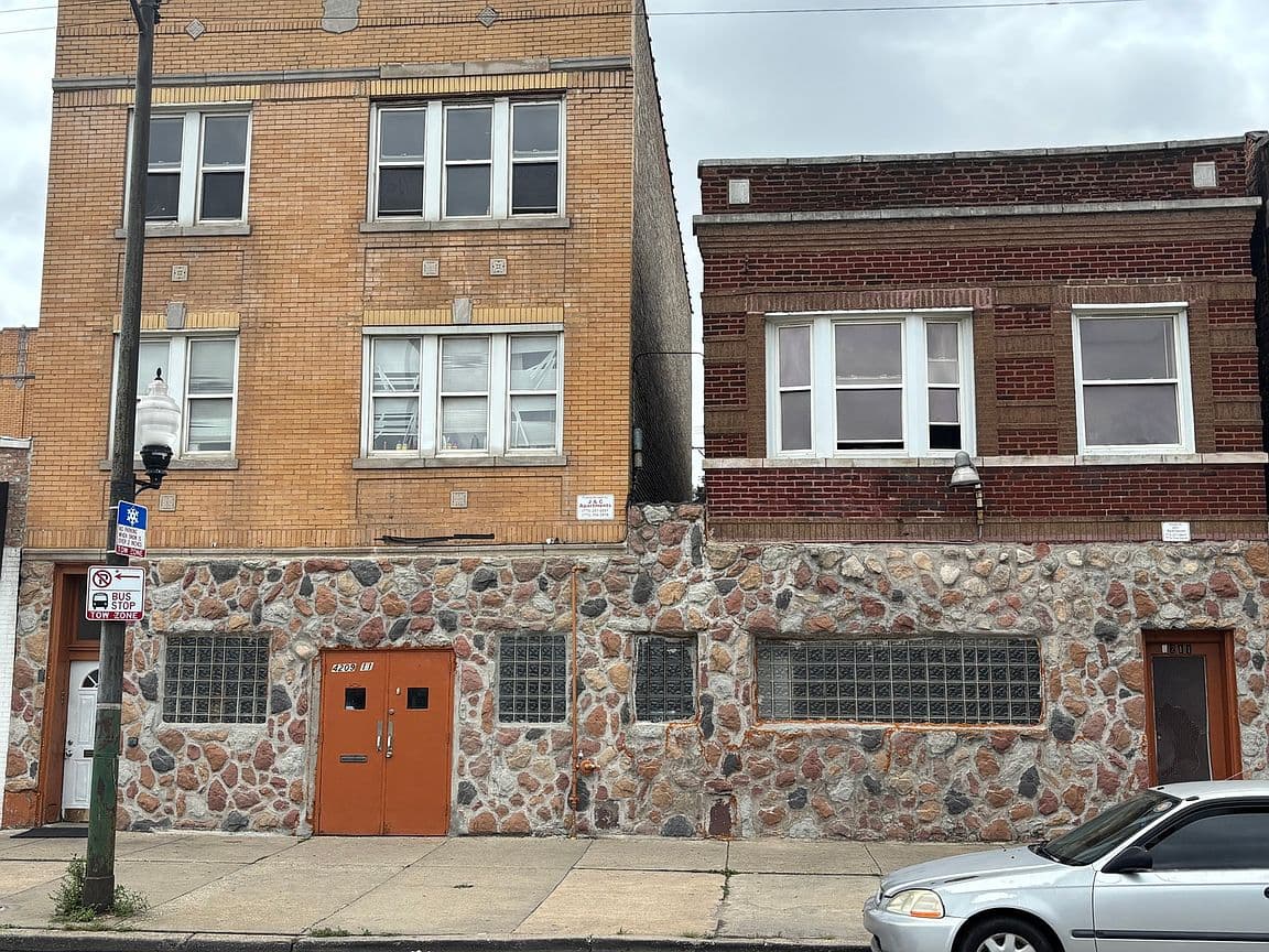 Primary listing photo