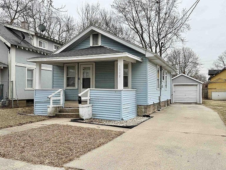 Listing photo 2