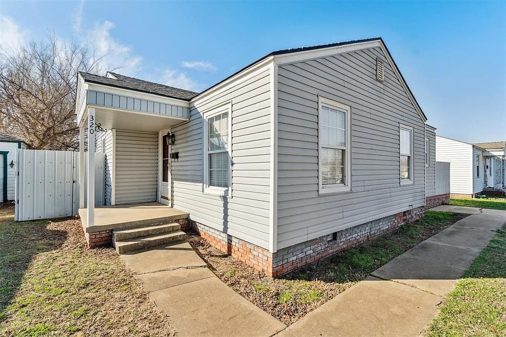 Primary listing photo