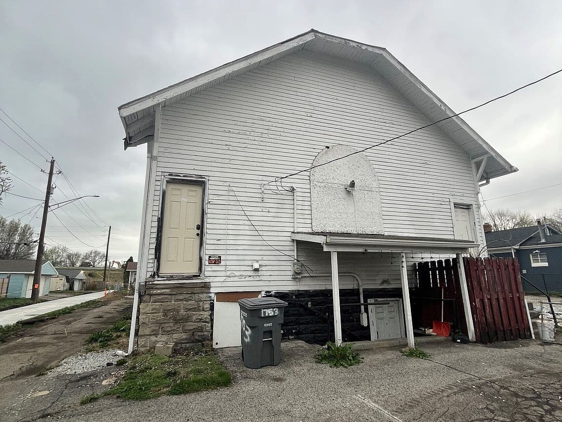 Primary listing photo