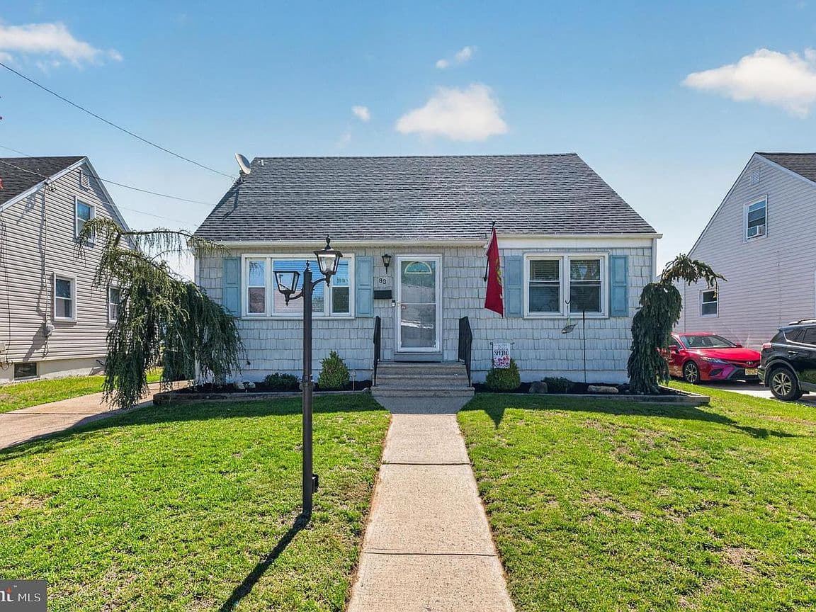 Primary listing photo