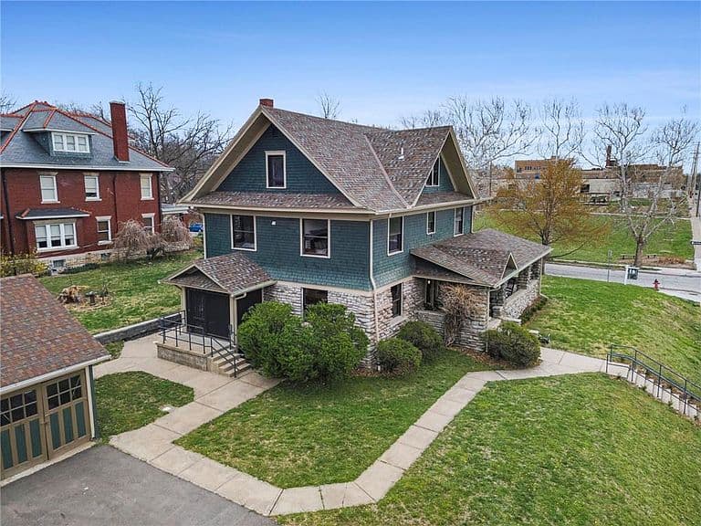 Listing photo 4