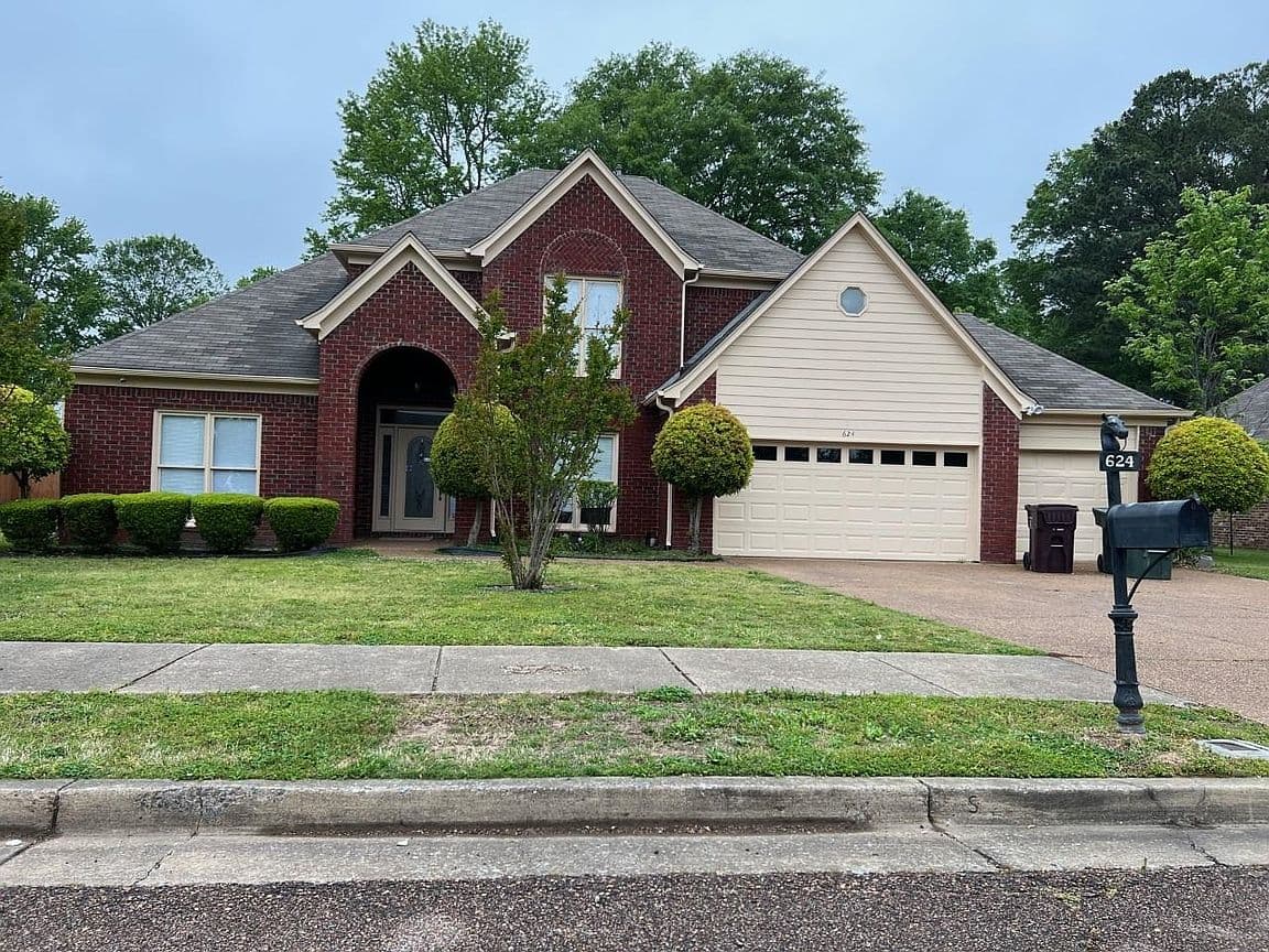 Primary listing photo