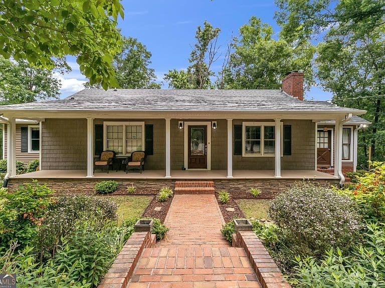 Listing photo 4
