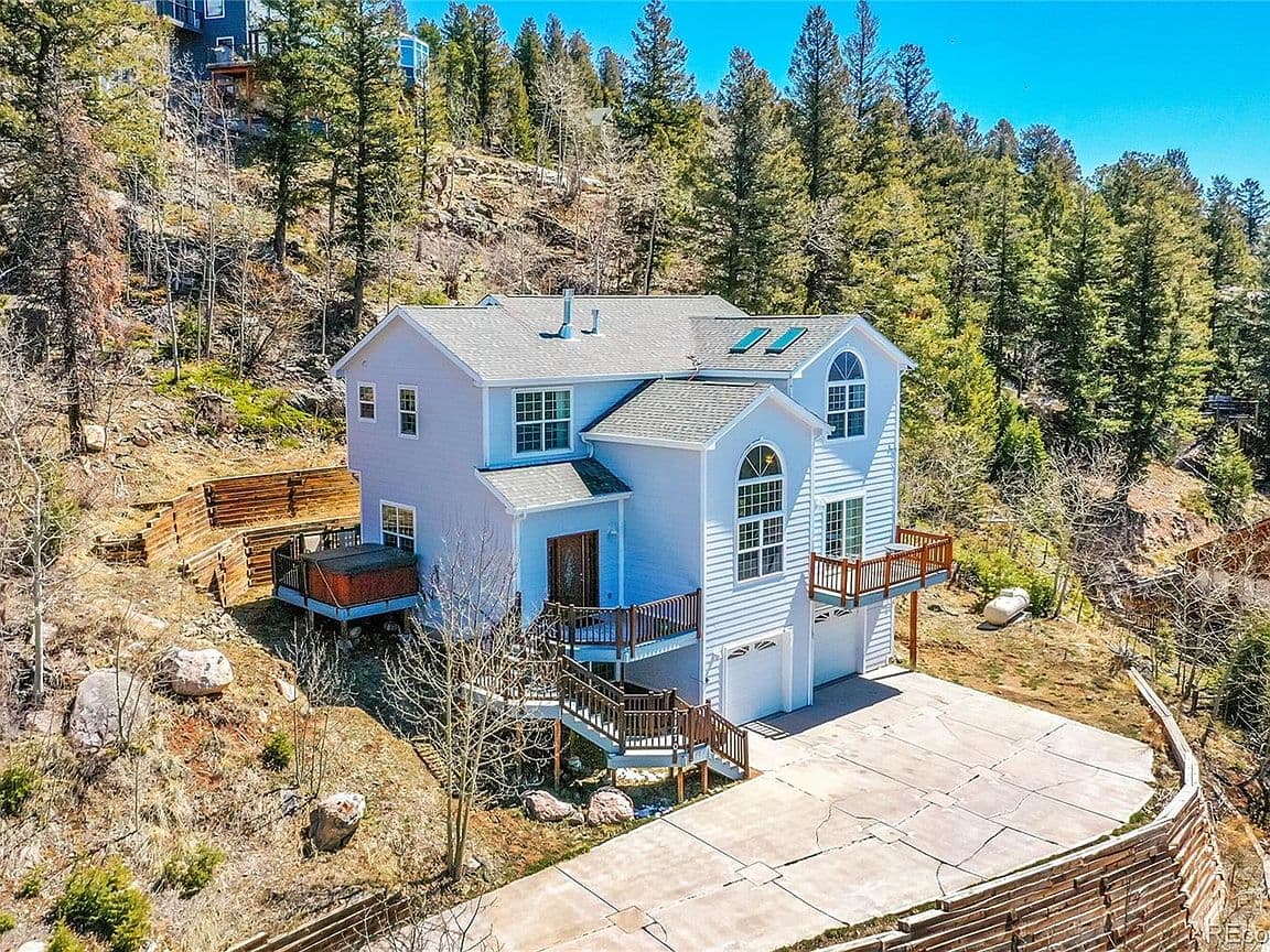 Primary listing photo