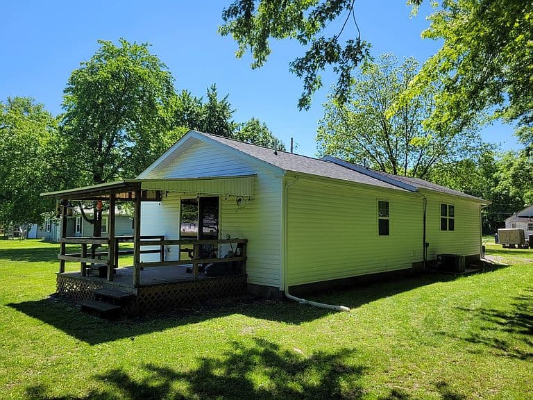 Listing photo 4