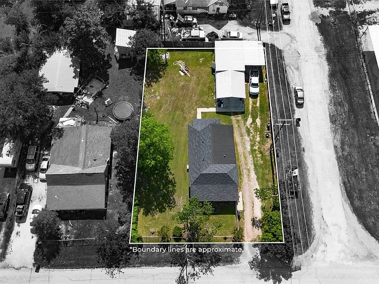 Listing photo 5