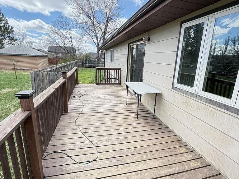 Listing photo 4